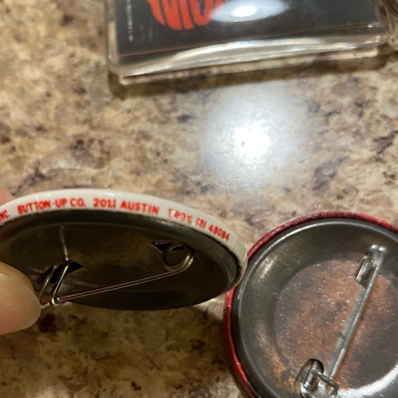 Monkees Keychain and Button/Pin Set - Picture 5 of 6